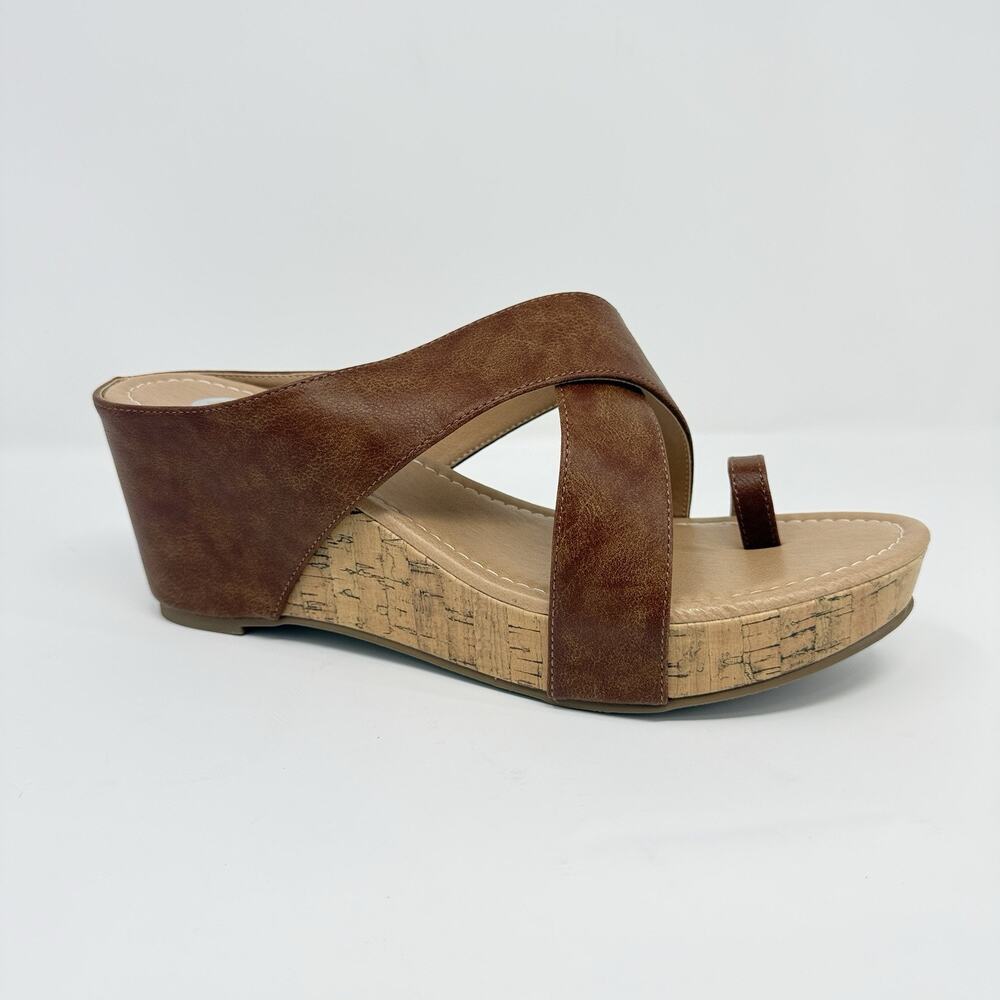 Journee Collection Rayna Brown Toe Ring Wedge Sandals Women’s Size 12